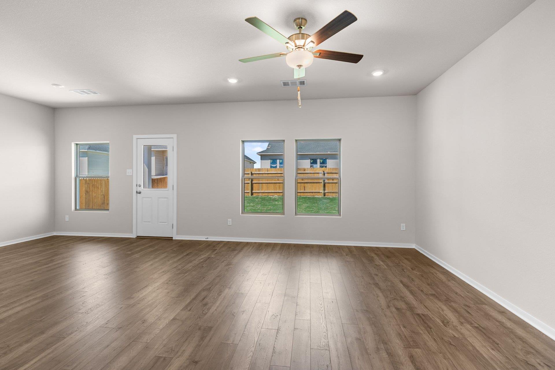 173 Sleep Hollow Jarrell TX 76537