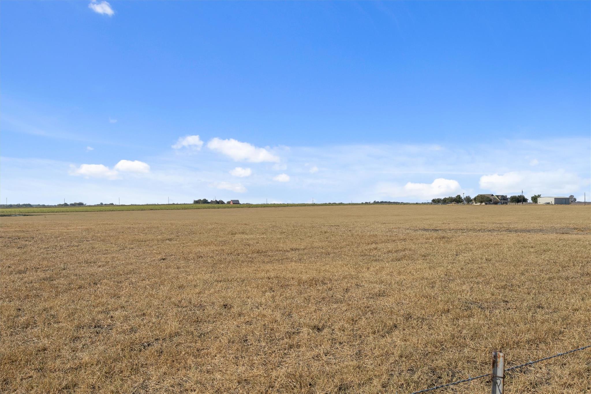19919 Fm 973 Road N Coupland TX 78615