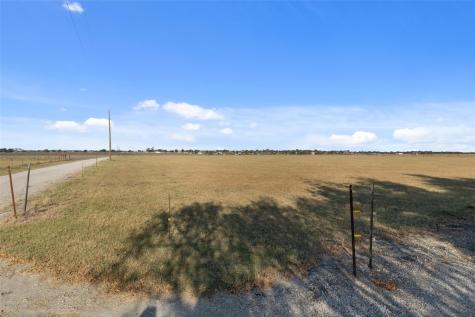 19919 Fm 973 Road N Coupland TX 78615