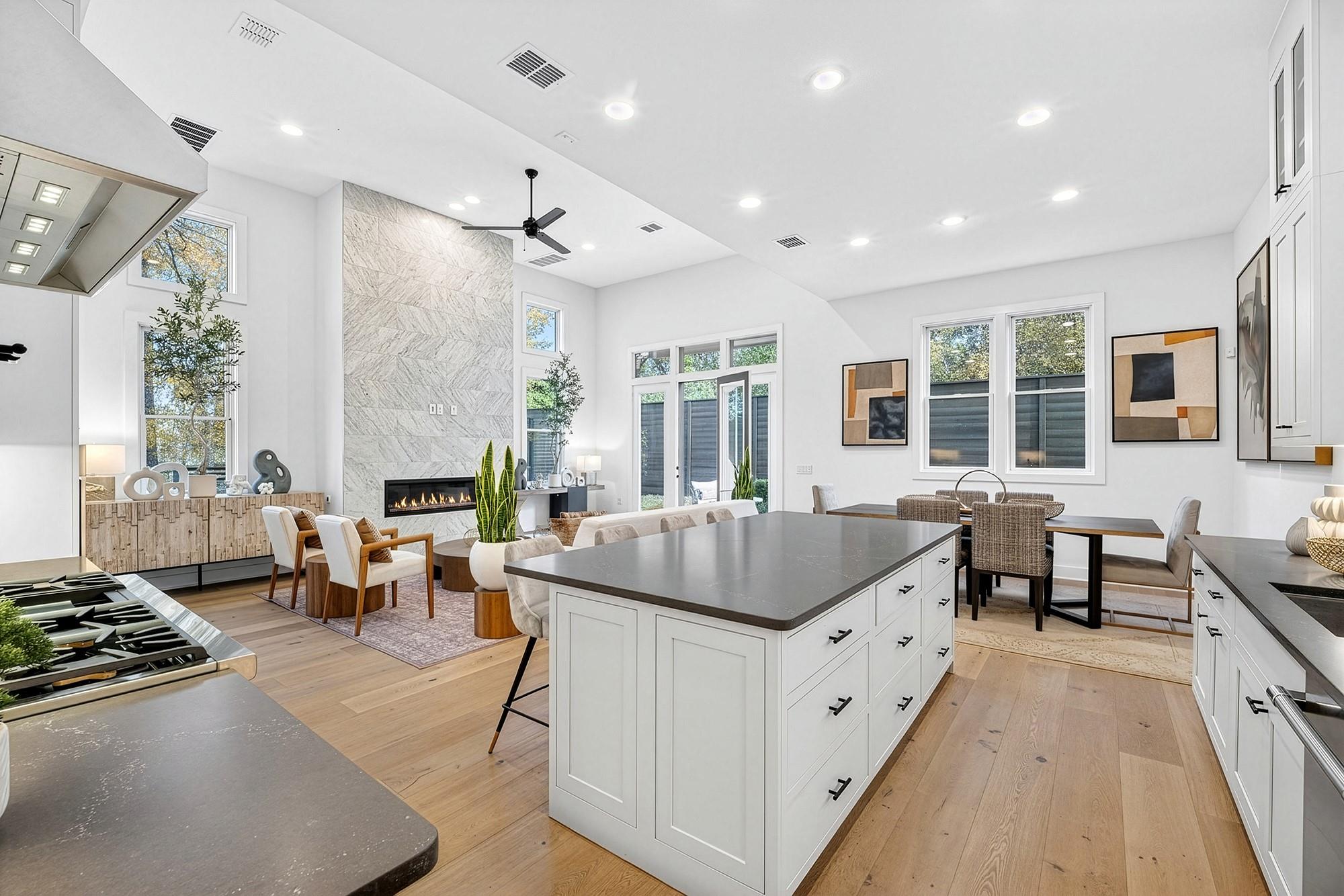 2707 Salek View Austin TX 78741