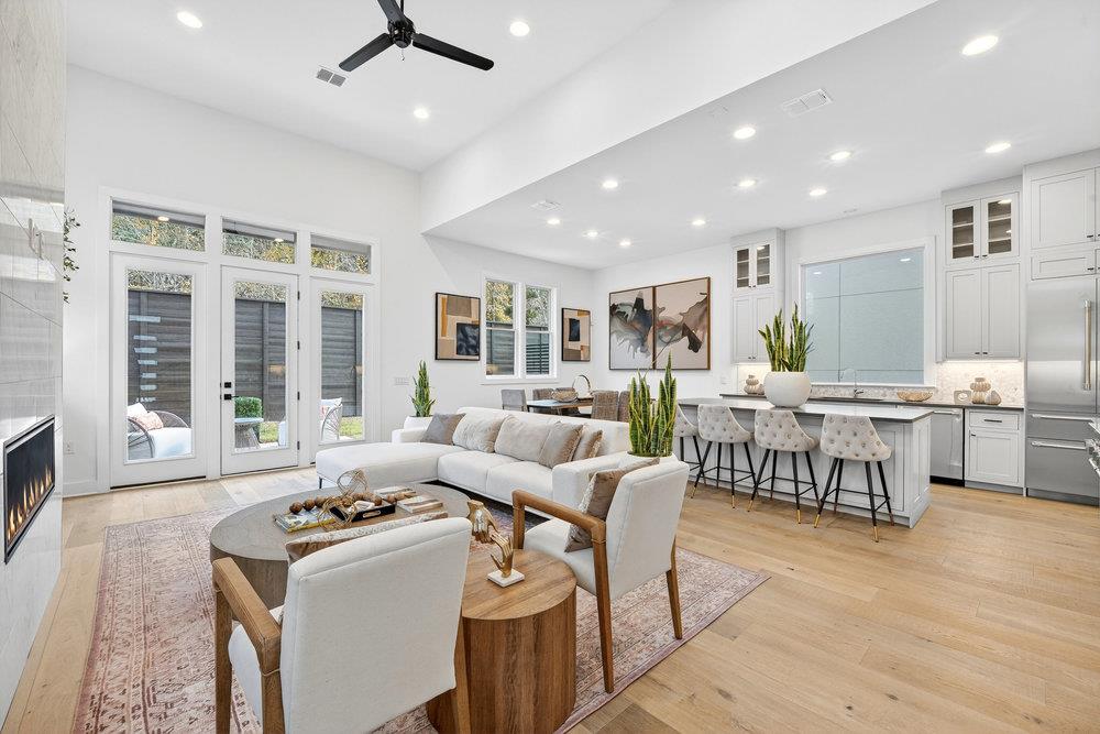 2707 Salek View Austin TX 78741