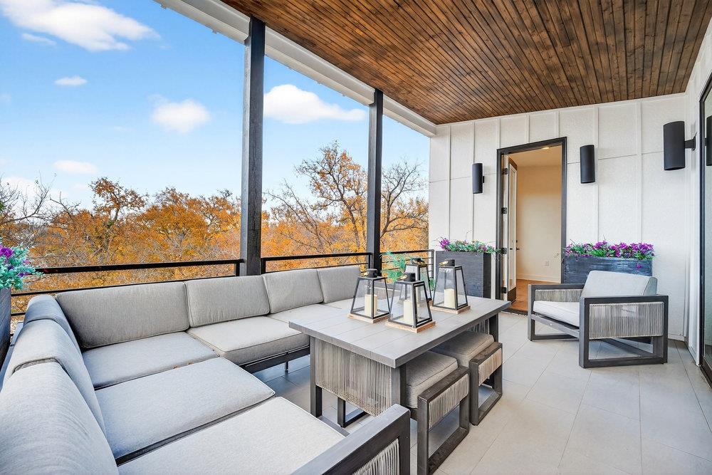 2707 Salek View Austin TX 78741