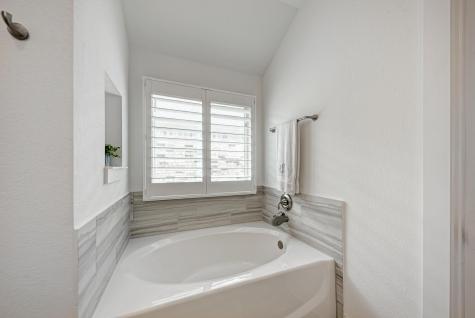 548 Elm Green Street Hutto TX 78634