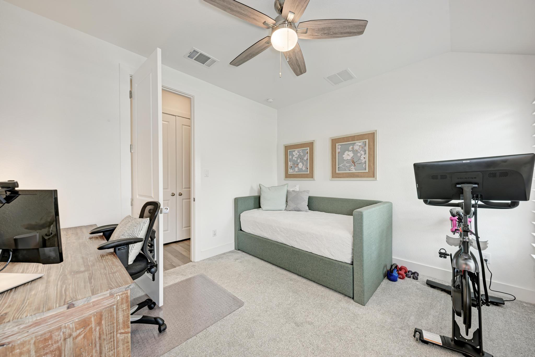 548 Elm Green Street Hutto TX 78634