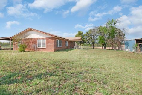 112 Frazier Street Tow TX 78672