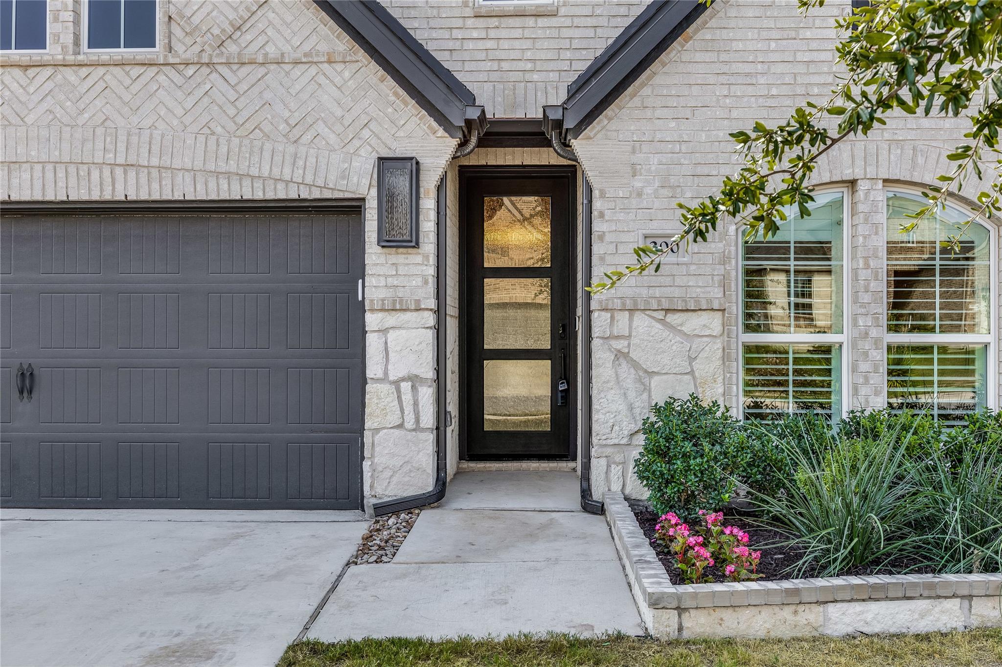 200 Green Knoll Lane Georgetown TX 78628