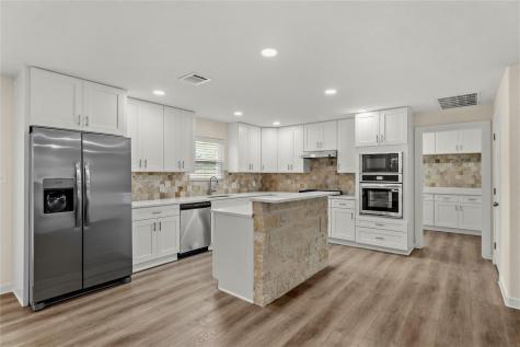 412 Oak Street Bastrop TX 78602