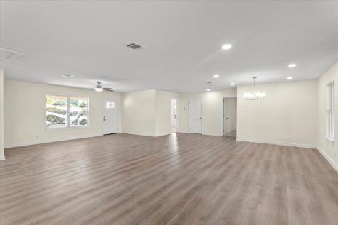 412 Oak Street Bastrop TX 78602