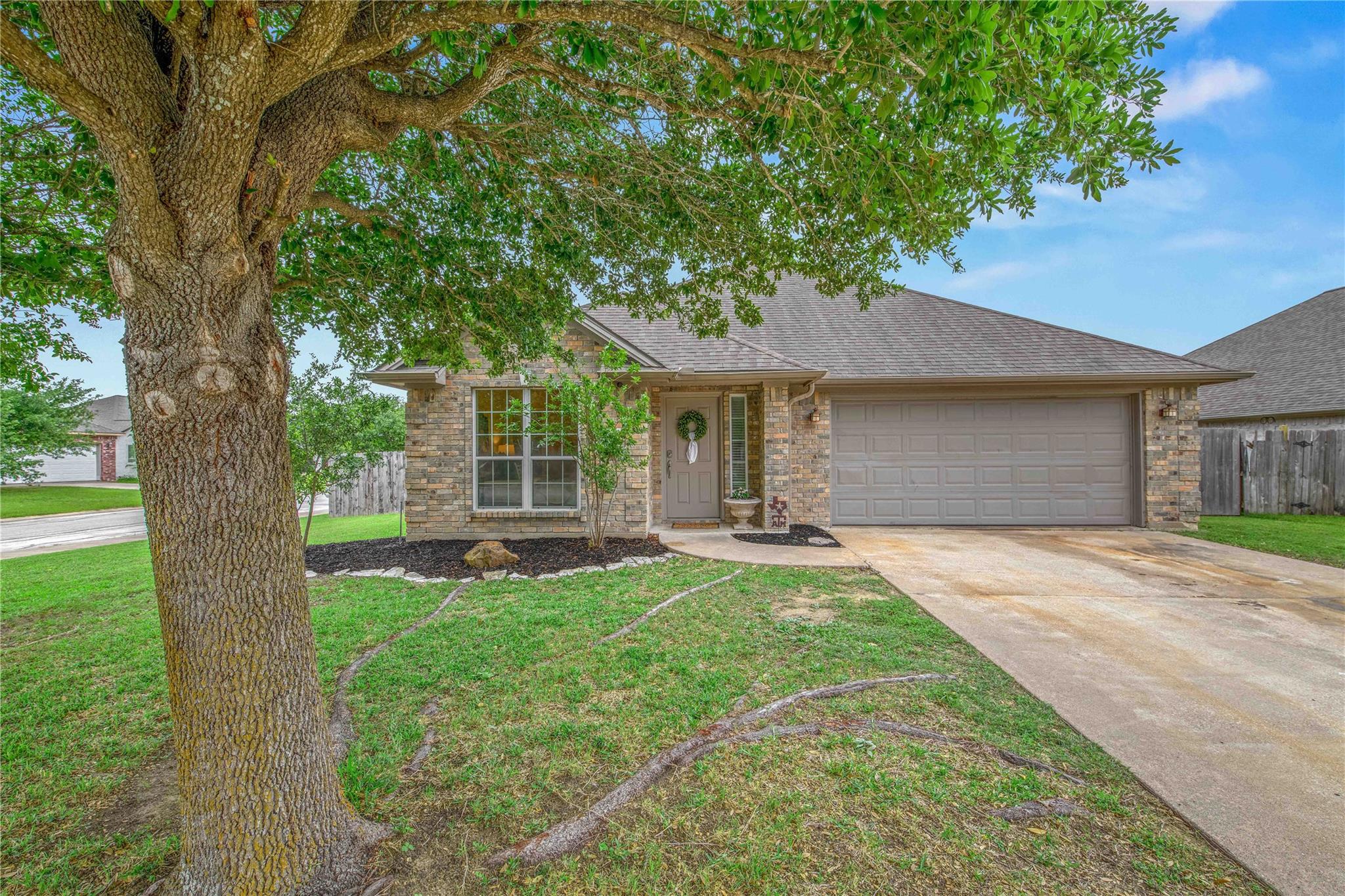1014 Bougainvillea Street College Station TX 77845