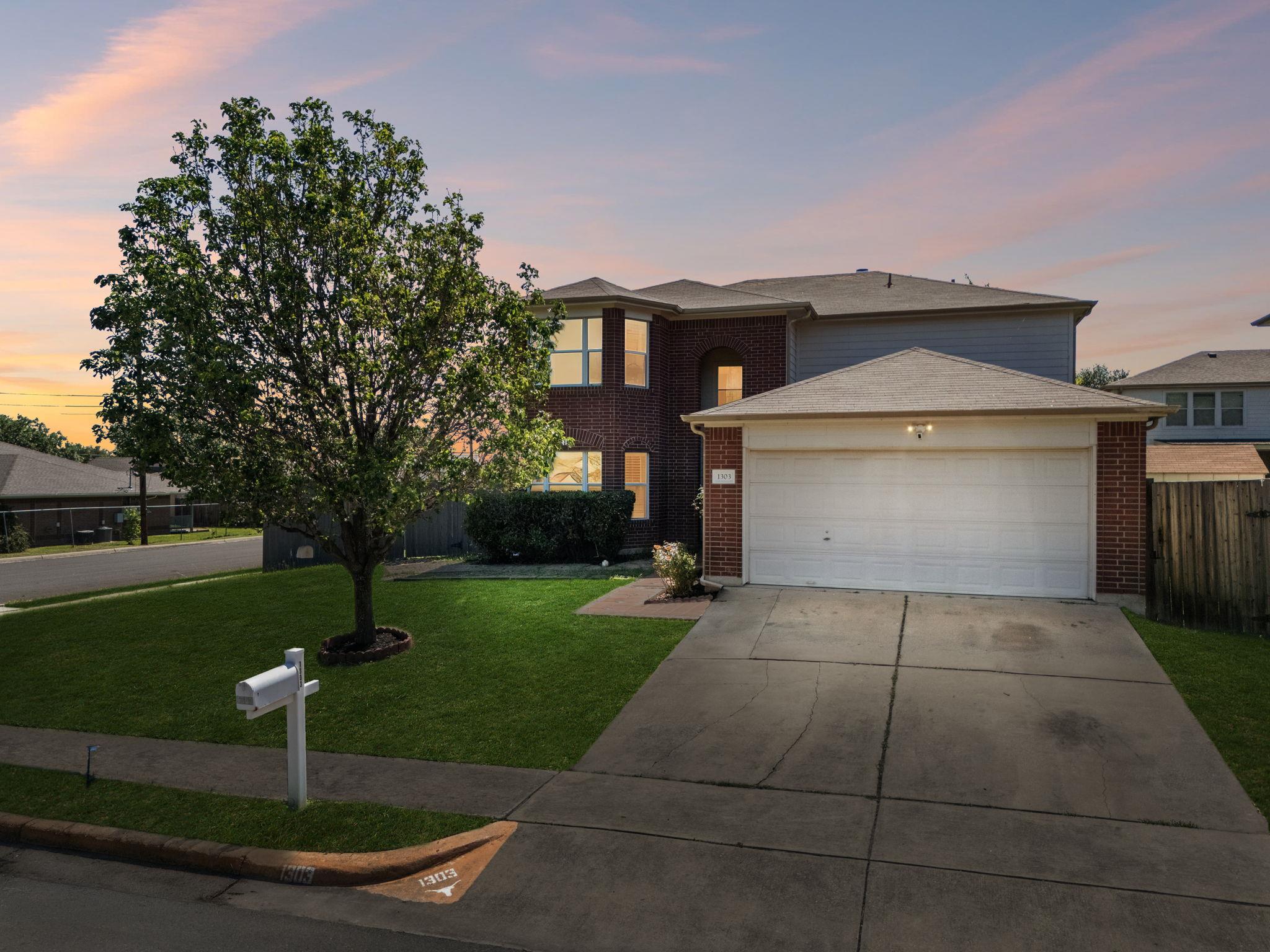 1303 Sunflower Lane San Marcos TX 78666