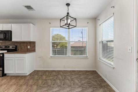 1303 Sunflower Lane San Marcos TX 78666