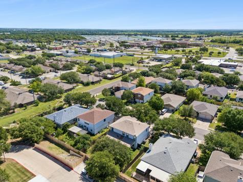 1303 Sunflower Lane San Marcos TX 78666