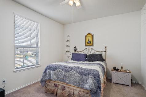 160 Gunther Way Taylor TX 76574