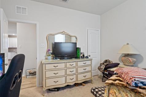 160 Gunther Way Taylor TX 76574