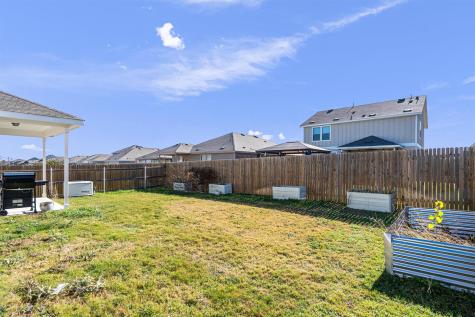 160 Gunther Way Taylor TX 76574