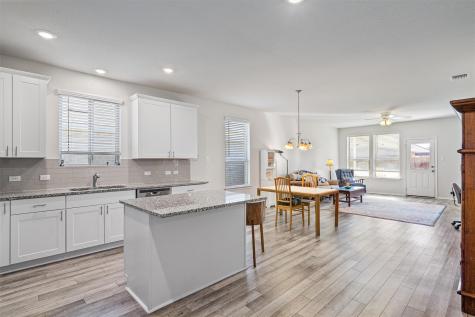 160 Gunther Way Taylor TX 76574