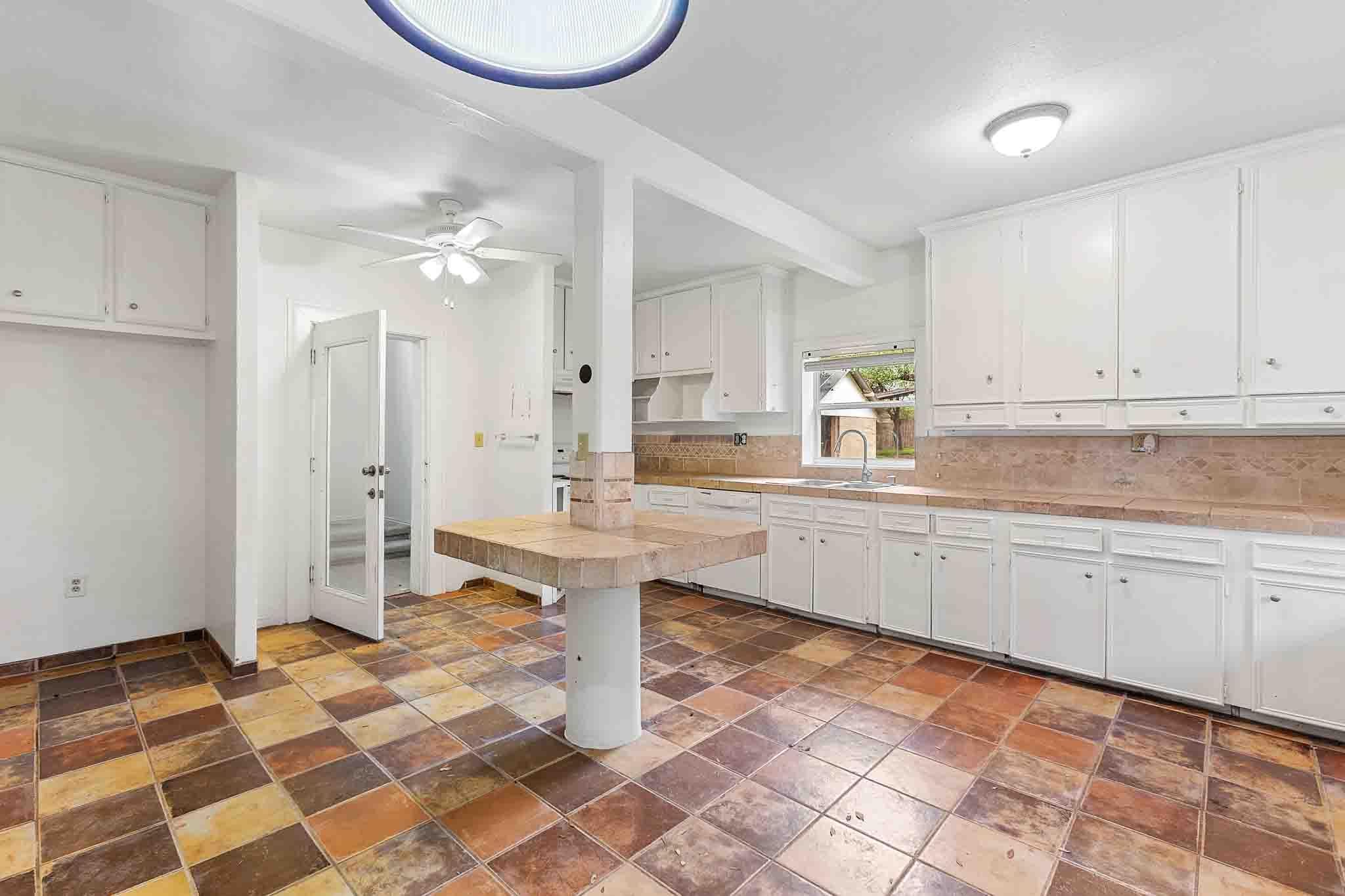 4525 Bell Springs Road Dripping Springs TX 78620
