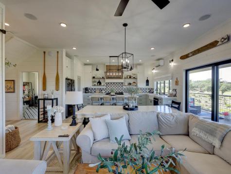 22516 Felicia Drive Spicewood TX 78669