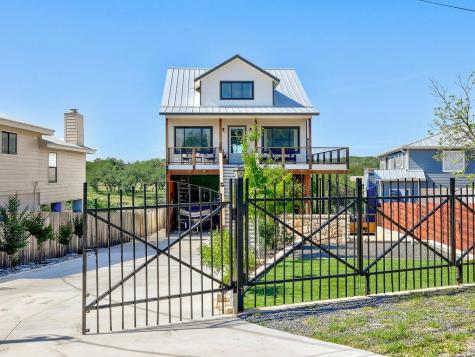 22516 Felicia Drive Spicewood TX 78669