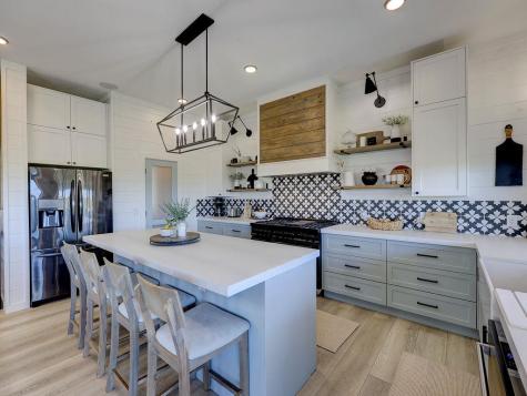 22516 Felicia Drive Spicewood TX 78669