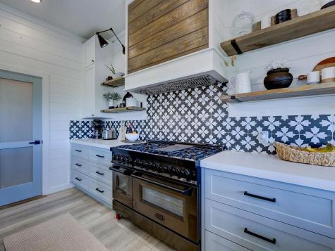 22516 Felicia Drive Spicewood TX 78669