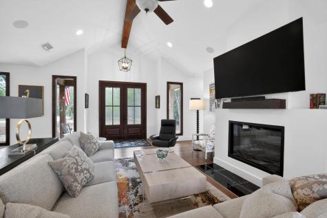 270 Rambling Oaks Drive Wimberley TX 78676