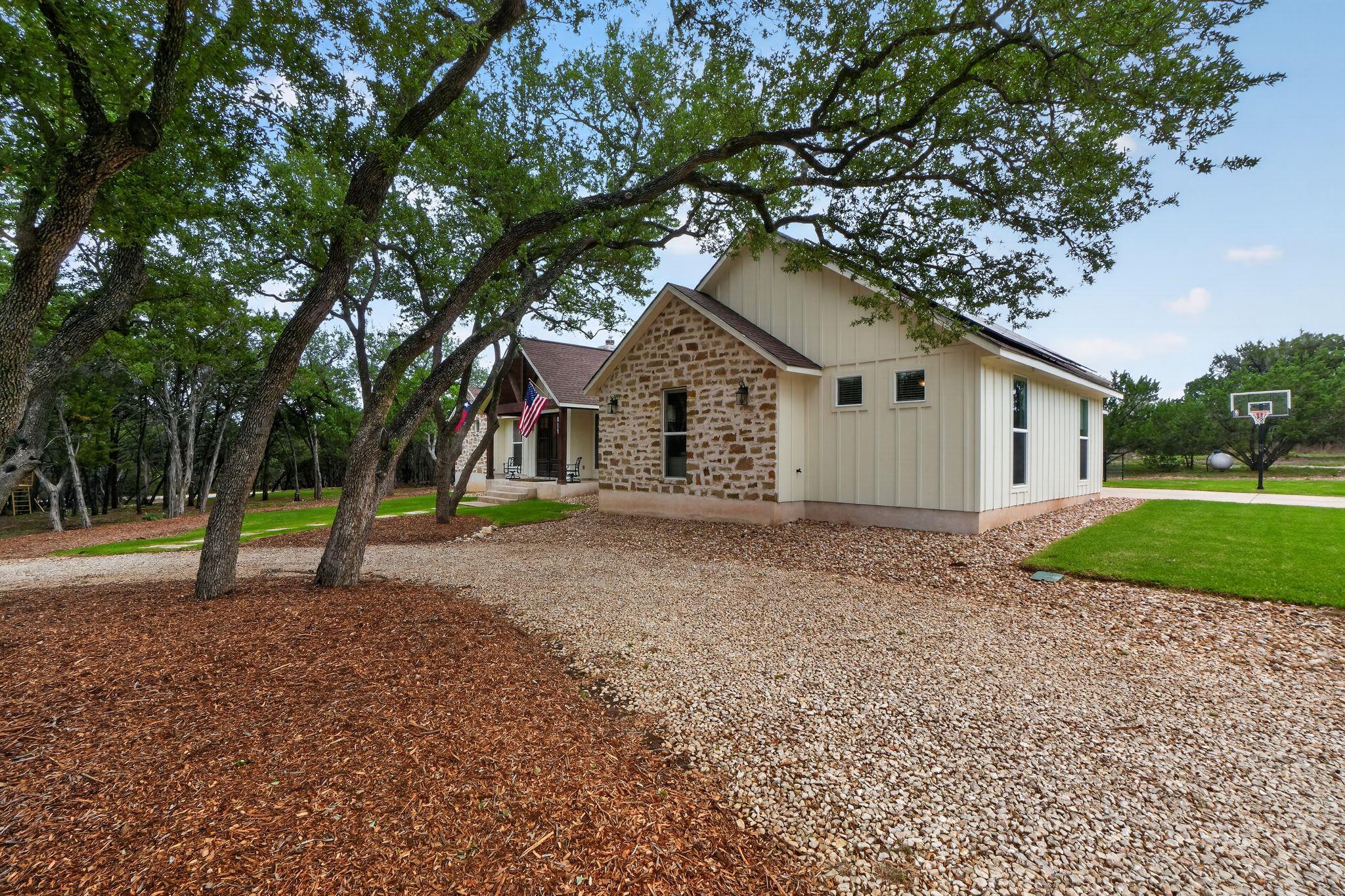 270 Rambling Oaks Drive Wimberley TX 78676