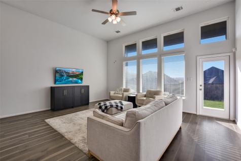 605 Oleander Loop Buda TX 78610