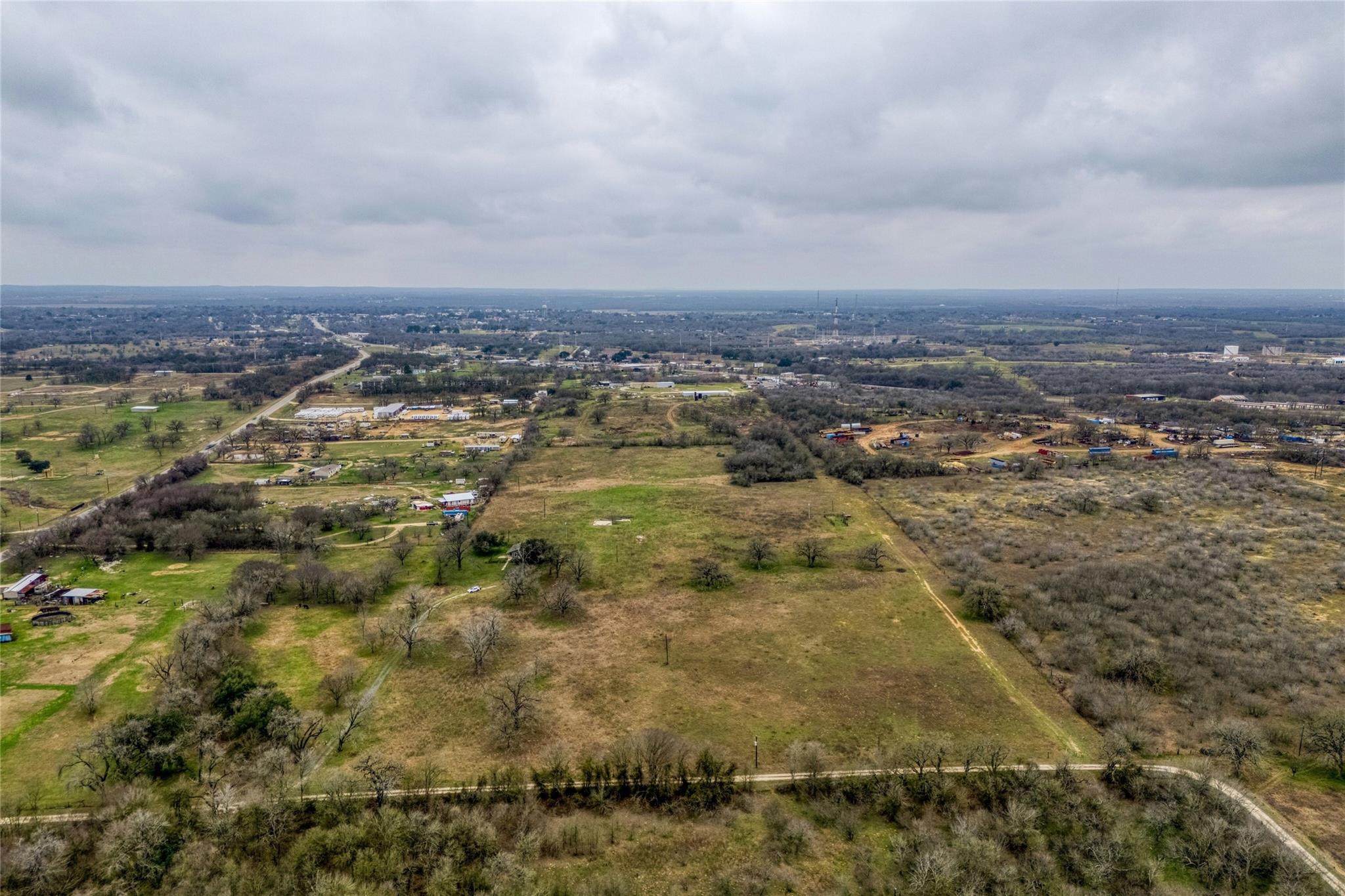 103 Robin Lane Luling TX 78648