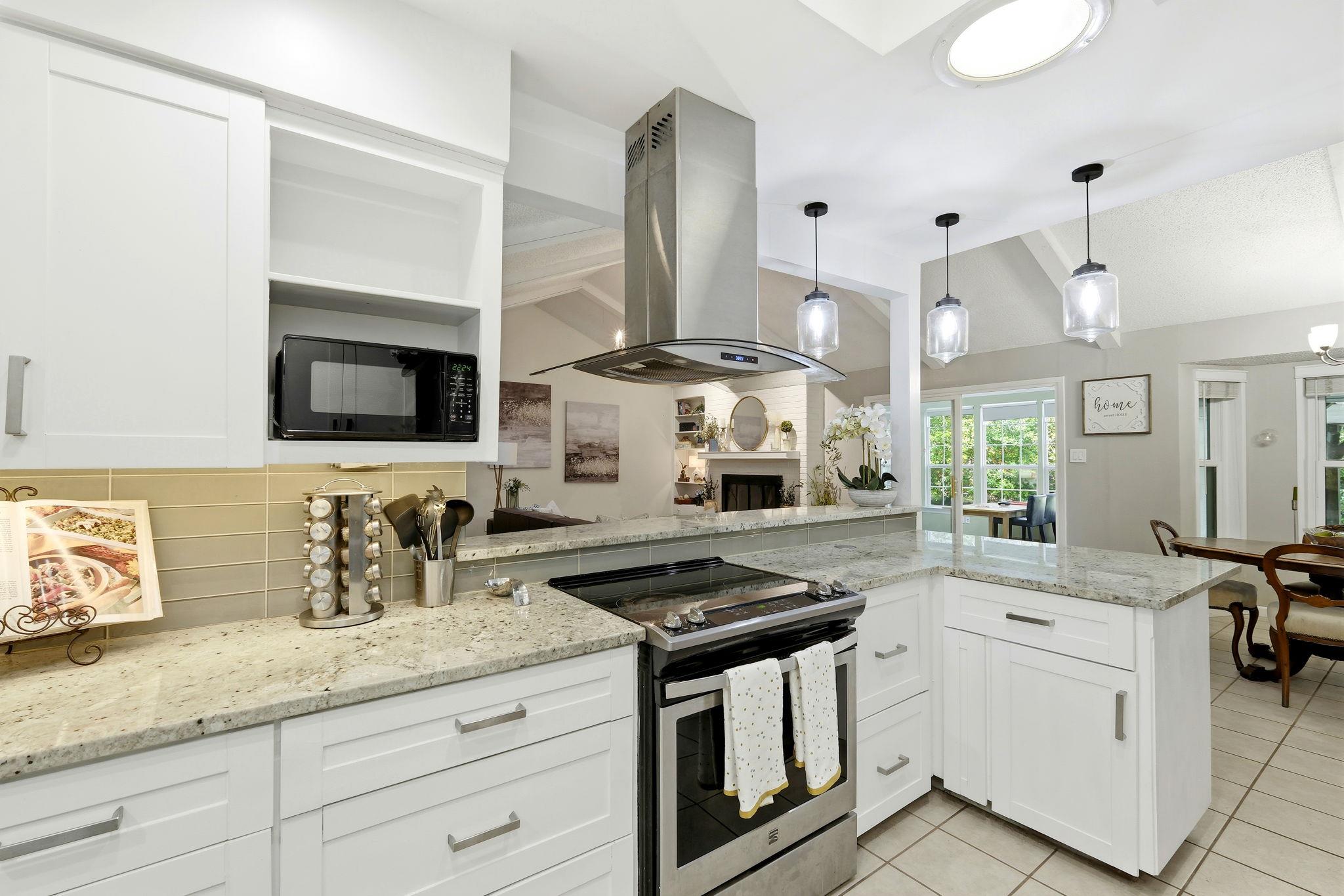2004 Creekview Drive Round Rock TX 78681