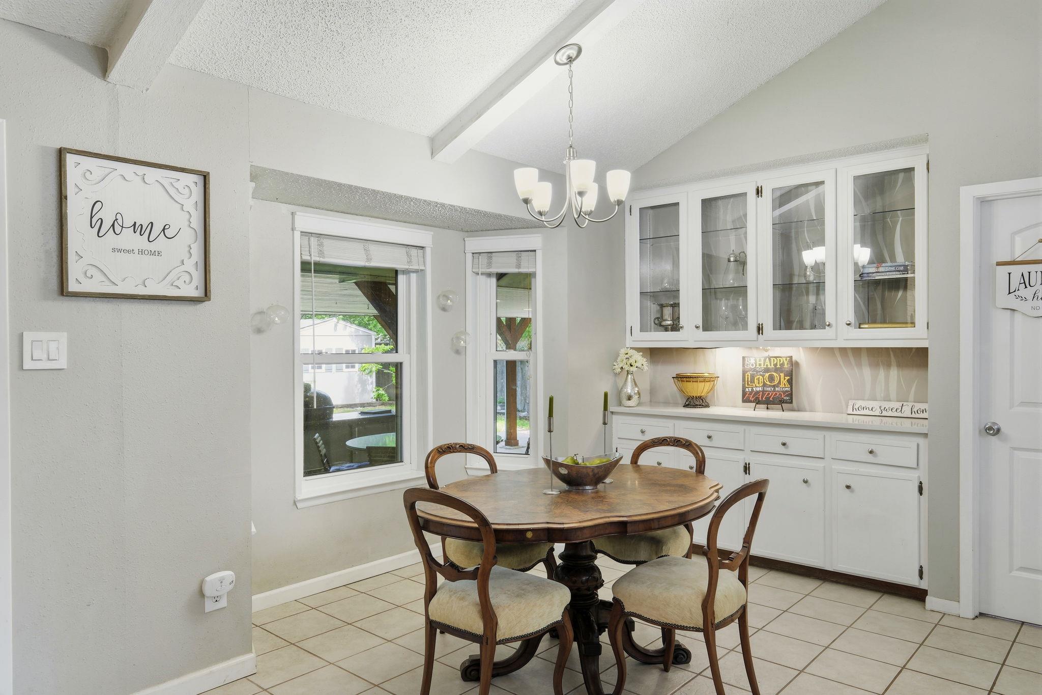 2004 Creekview Drive Round Rock TX 78681