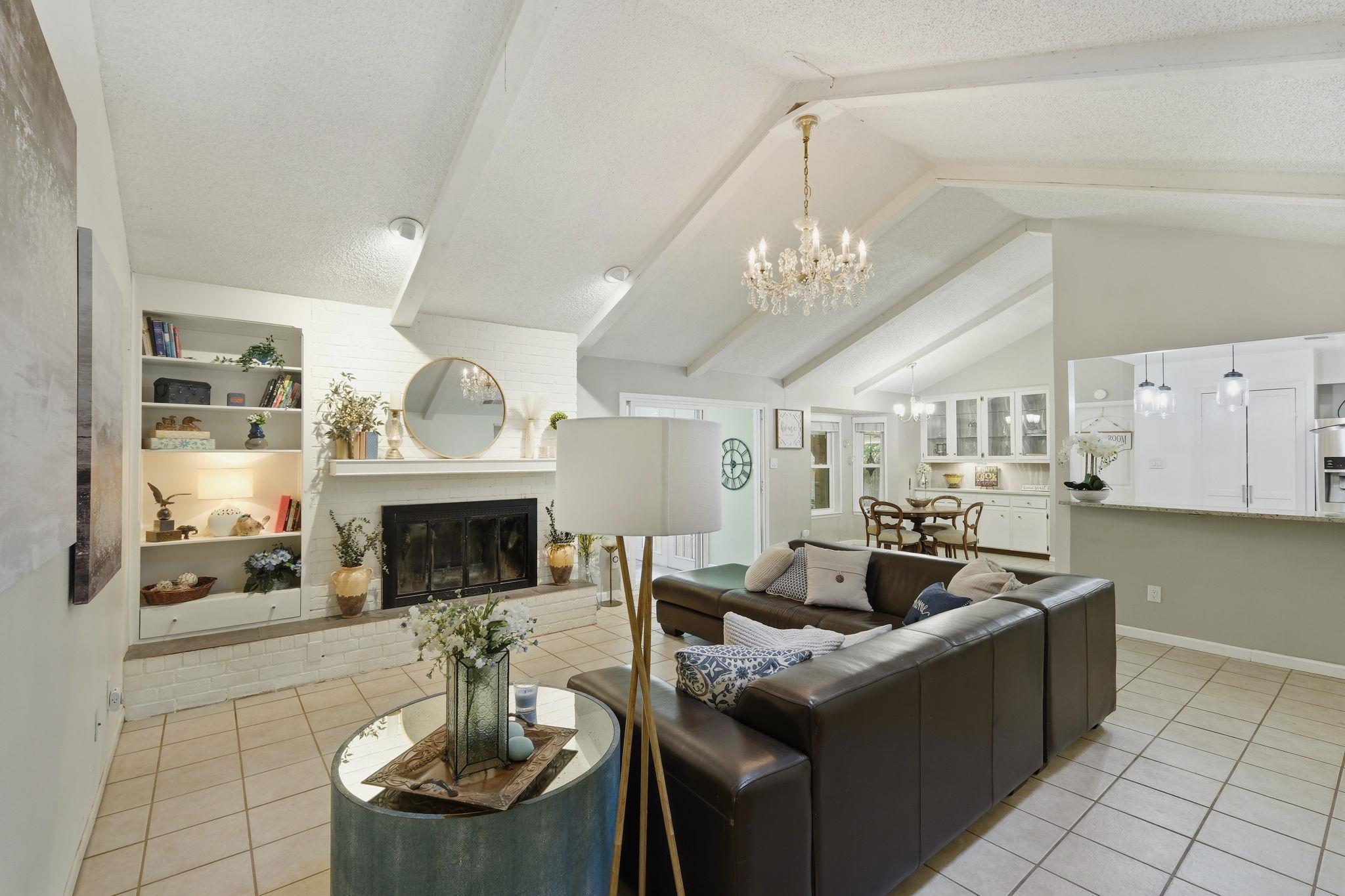 2004 Creekview Drive Round Rock TX 78681