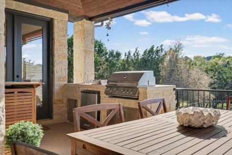 5240 Diamante Drive Spicewood TX 78669