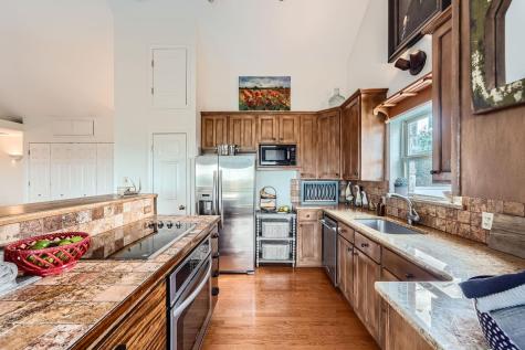 8132 Breeze Way Jonestown TX 78645