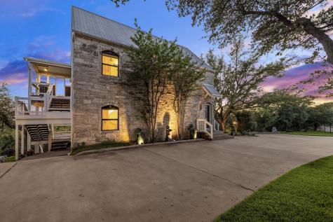 8132 Breeze Way Jonestown TX 78645