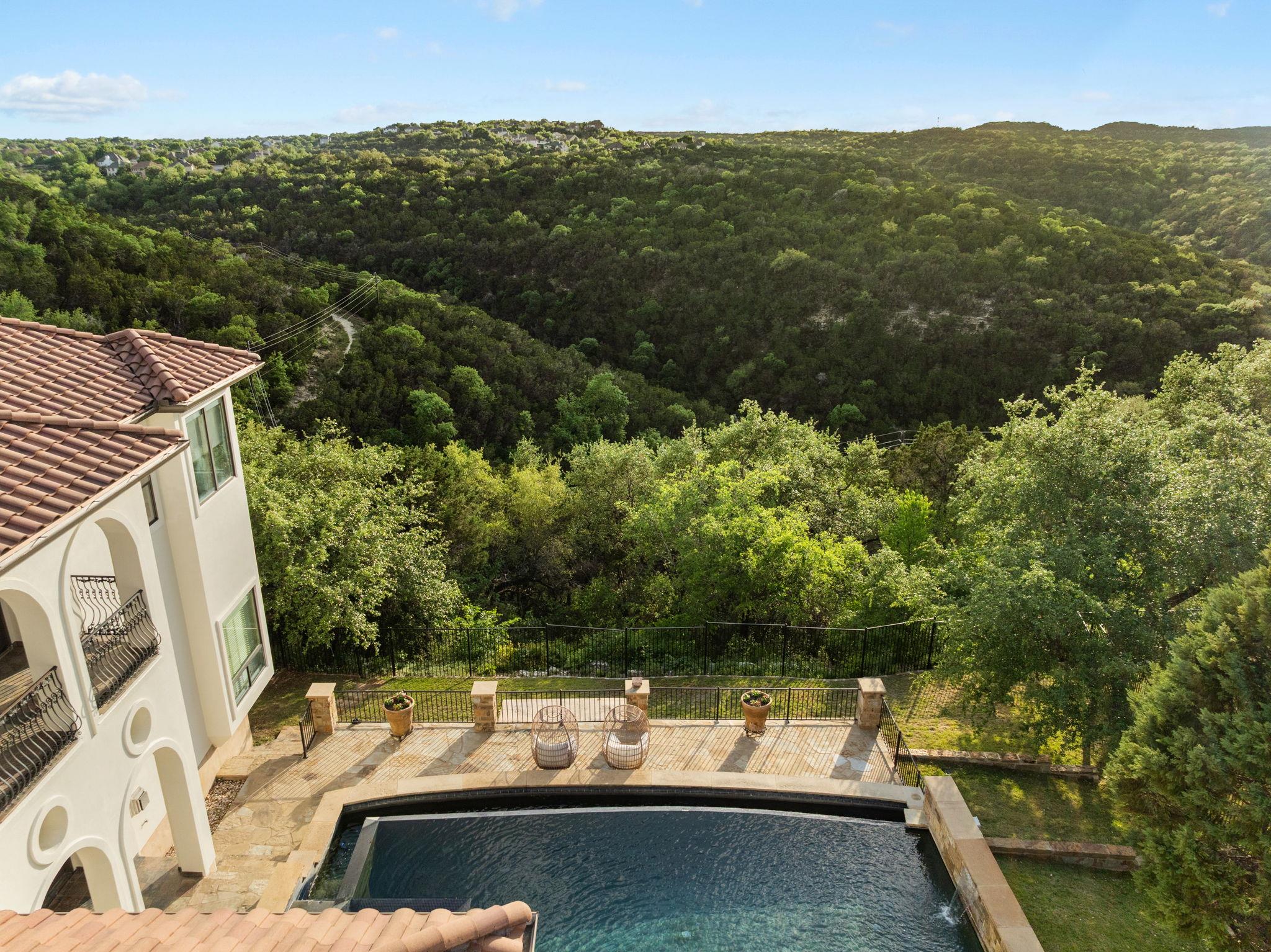 2121 Sea Eagle View Austin TX 78738