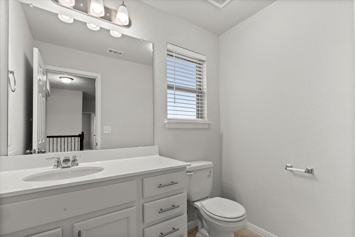 213 Munk Lane Leander TX 78641
