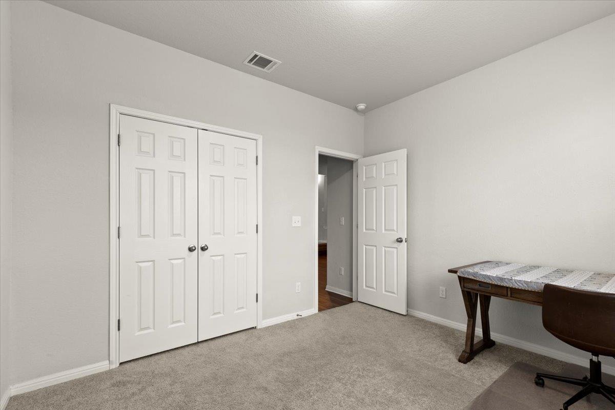 213 Munk Lane Leander TX 78641