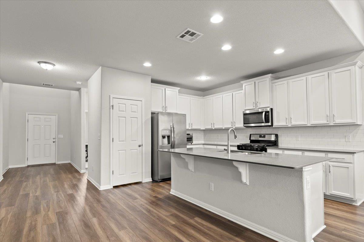 213 Munk Lane Leander TX 78641