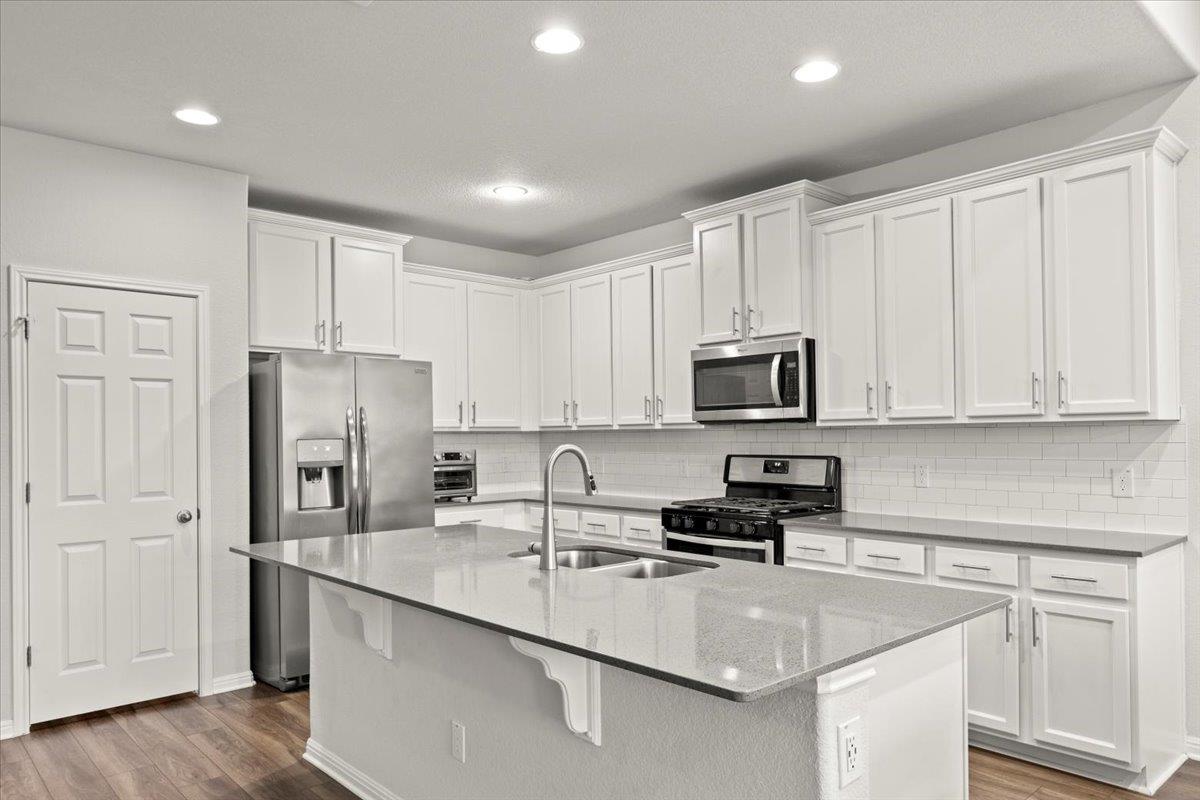 213 Munk Lane Leander TX 78641
