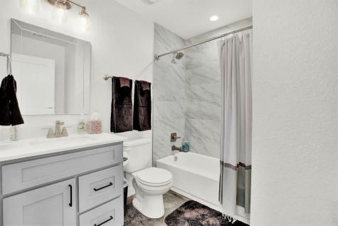 18407 Lakeland Drive Point Venture TX 78645