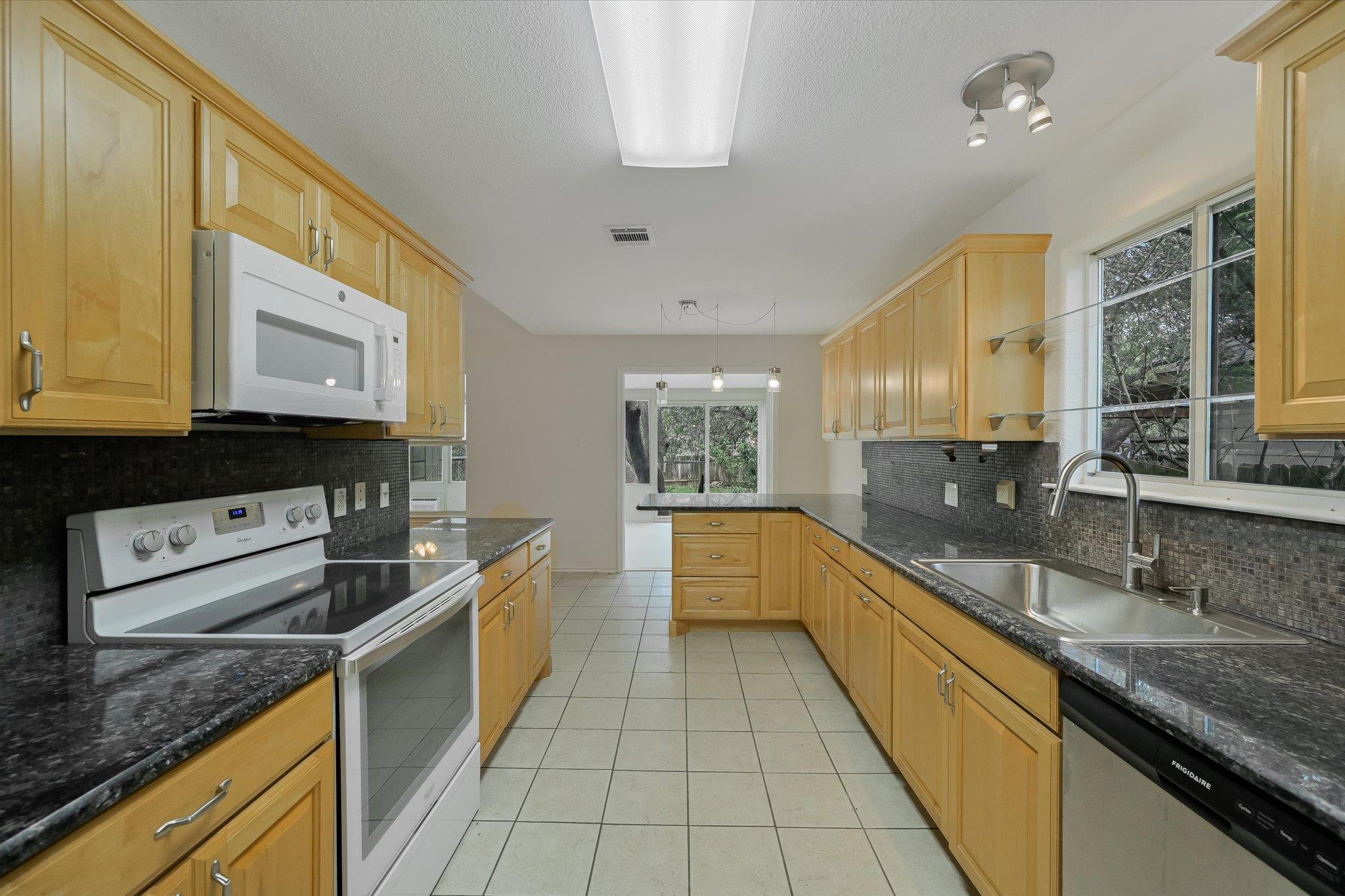 4 Memory Lane Wimberley TX 78676