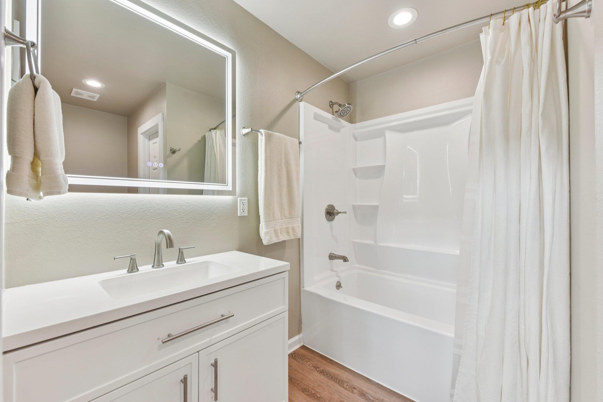126 County Road 420 Road Spicewood TX 78669