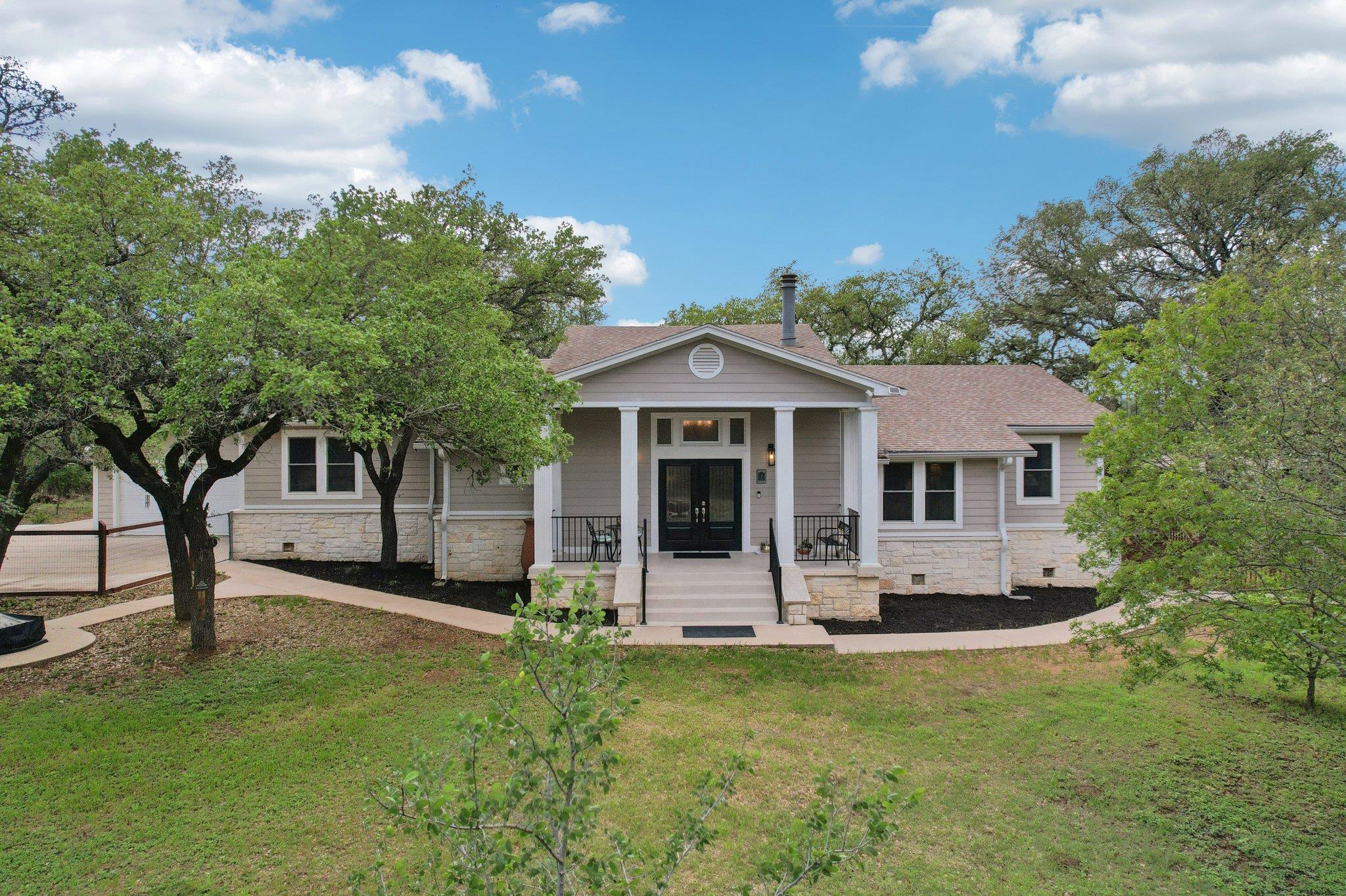 126 County Road 420 Road Spicewood TX 78669