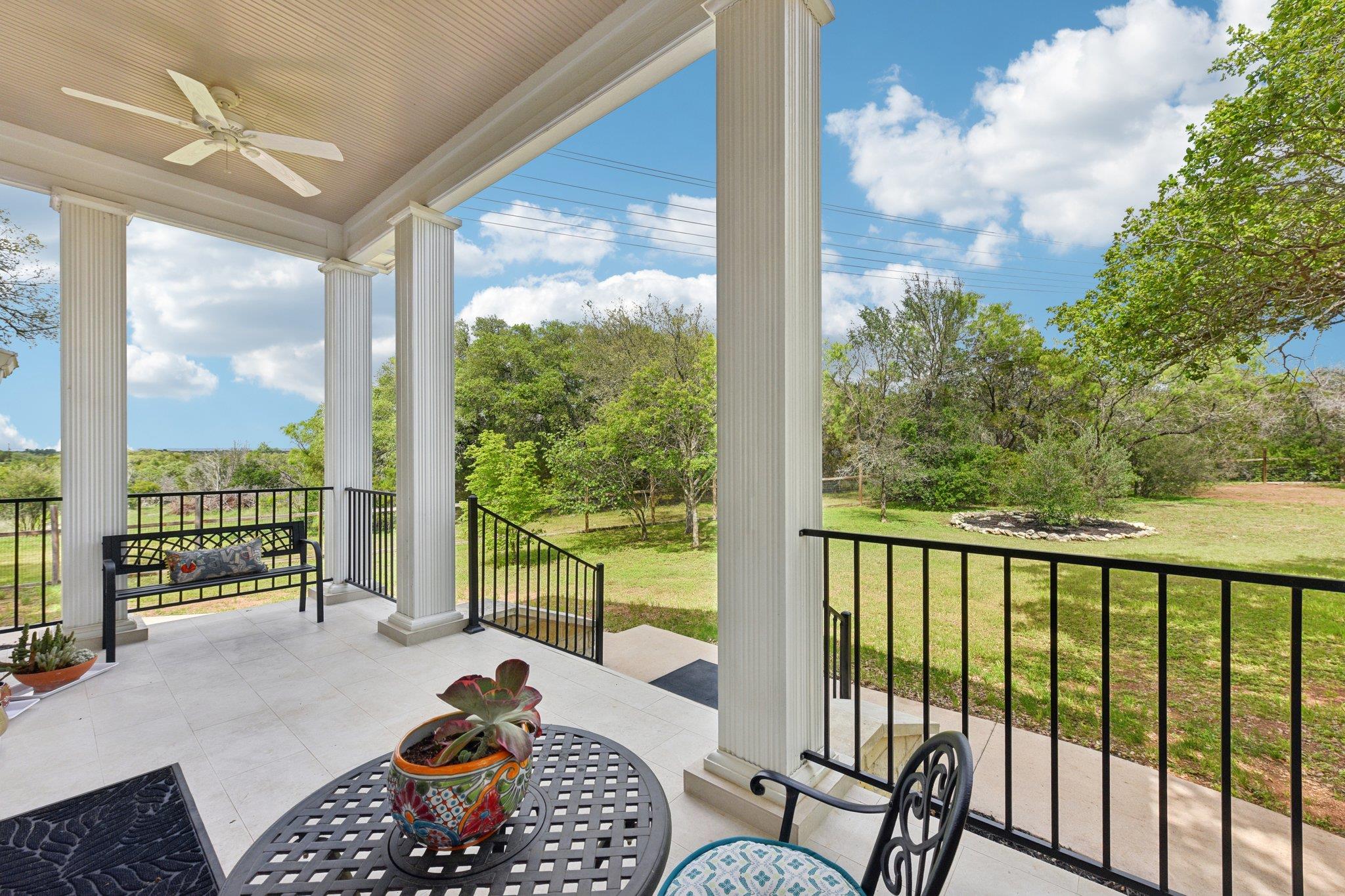 126 County Road 420 Road Spicewood TX 78669
