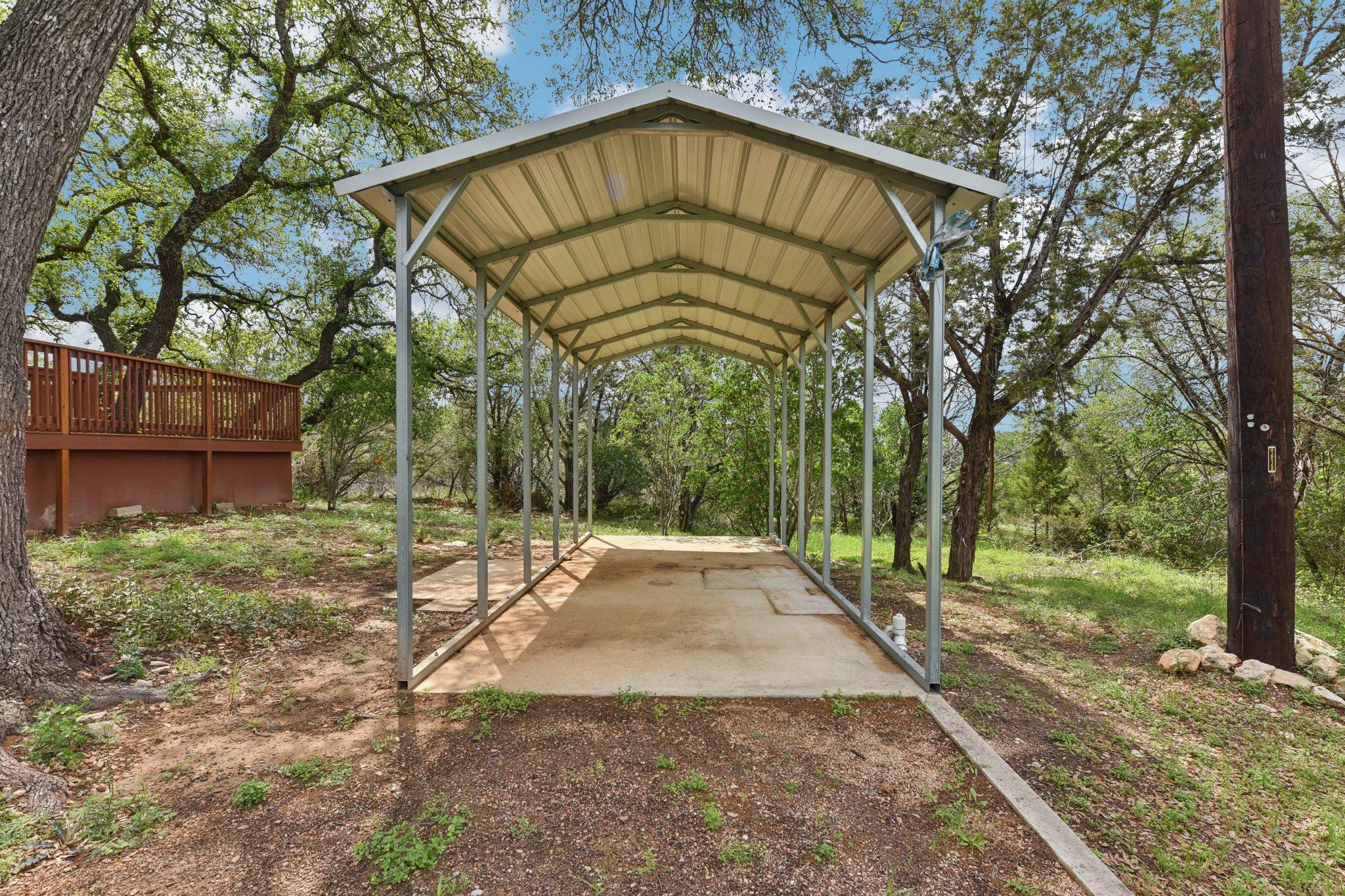 126 County Road 420 Road Spicewood TX 78669