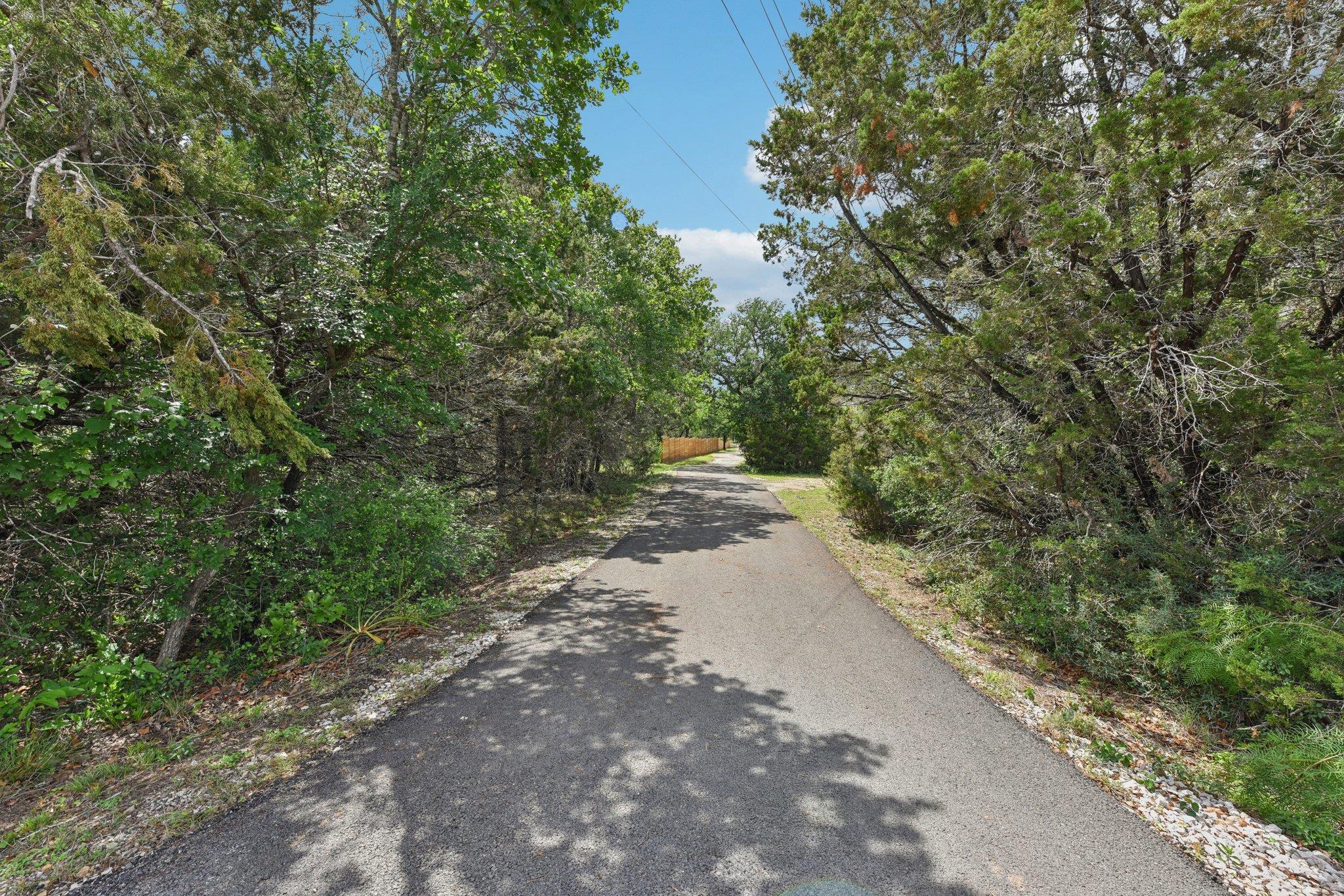 126 County Road 420 Road Spicewood TX 78669