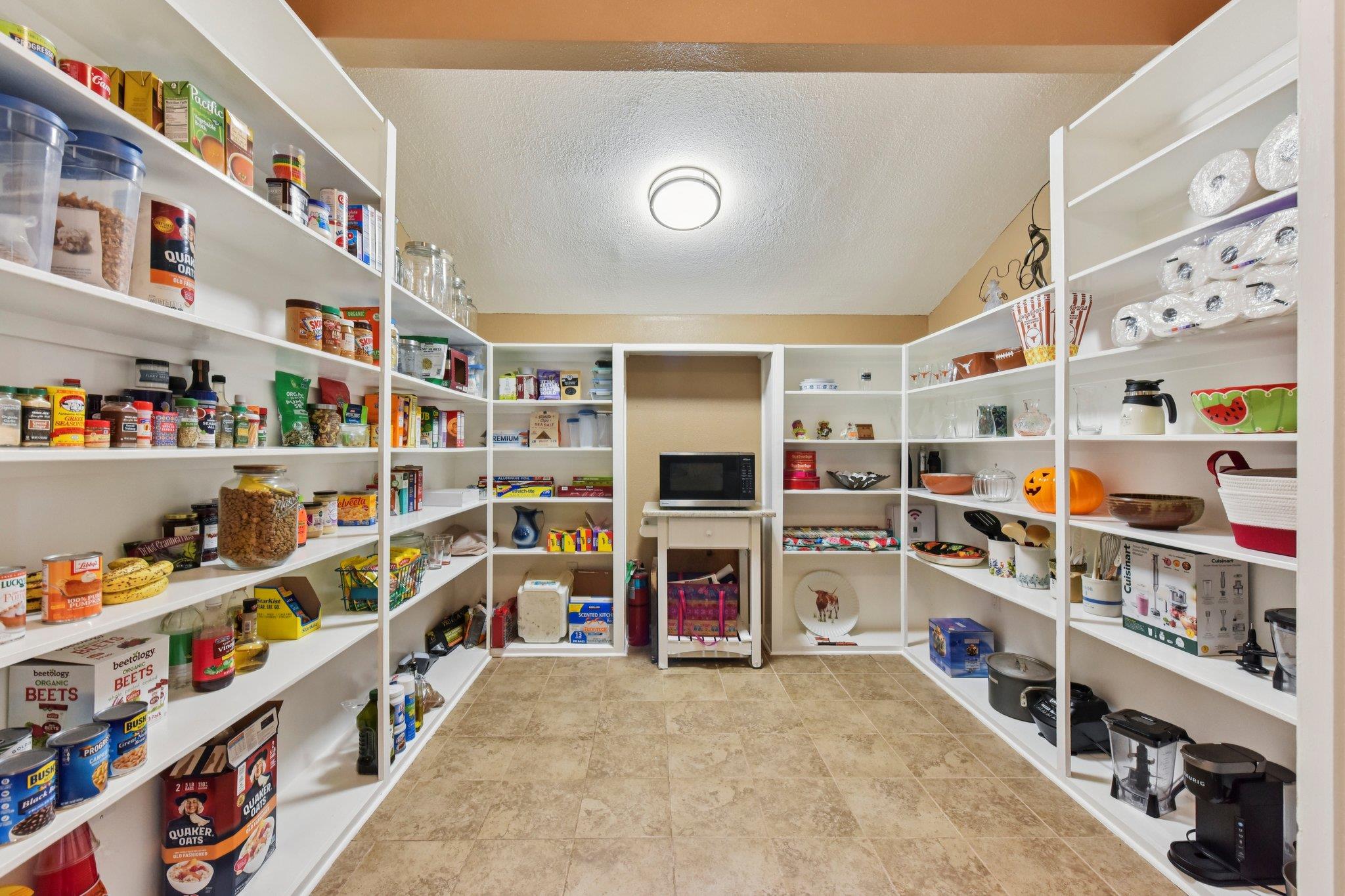 126 County Road 420 Road Spicewood TX 78669