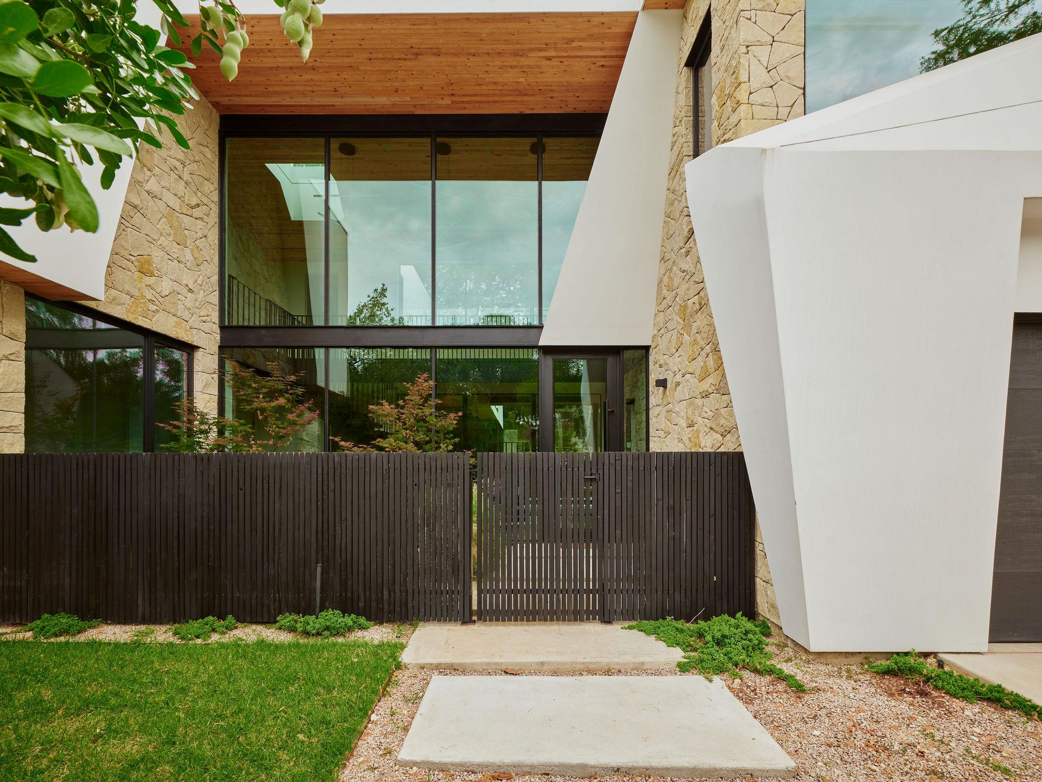 2108 Matterhorn Lane Austin TX 78704