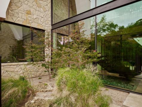 2108 Matterhorn Lane Austin TX 78704